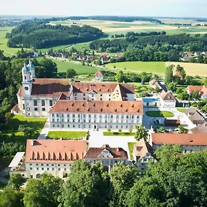 https://kloster-holzen.com-bavaria.com