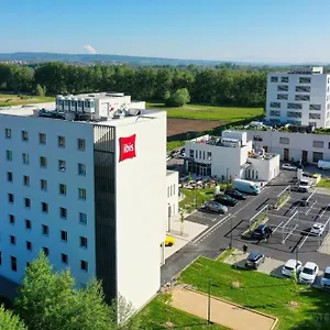 ibis-bourgoin-jallieu-medipole.hotels-rhonealpes.com/