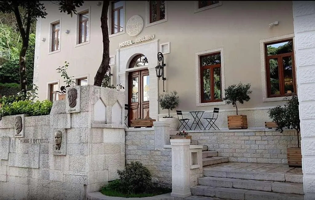 Hotel Argjiro Gjirokaster 4*,